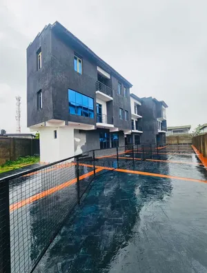 4bdrm Duplex in Ogba Ikeja Lagos for sale