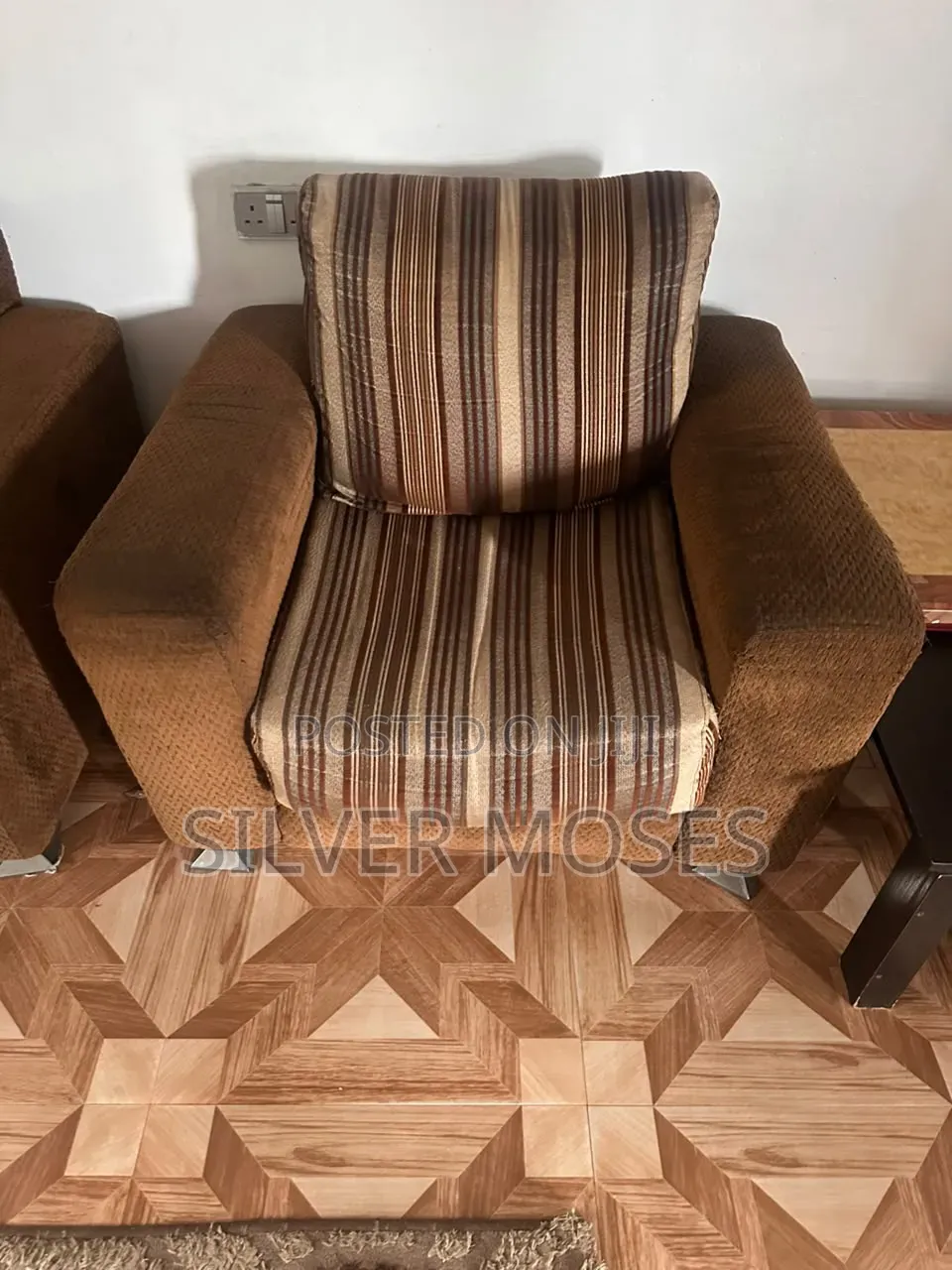 Couch/Sofas