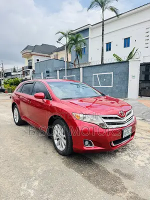 Toyota Venza LE 2010 Red