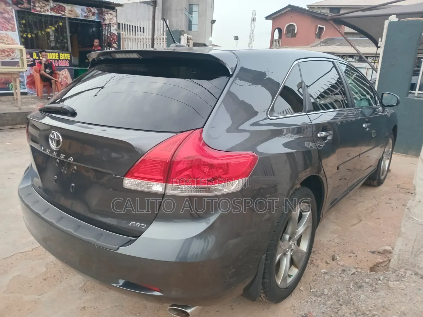 Toyota Venza V6 2010 Gray