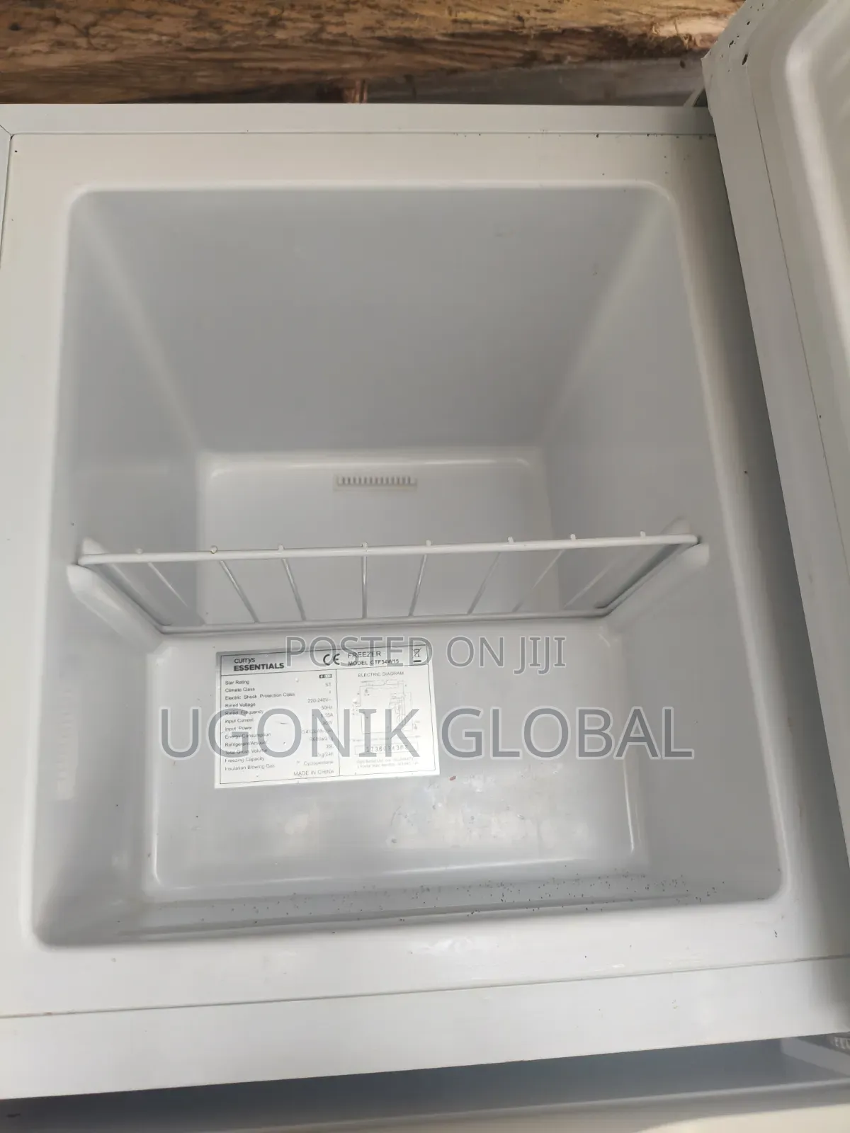 Bed Side Freezer With Low Energy Consumption