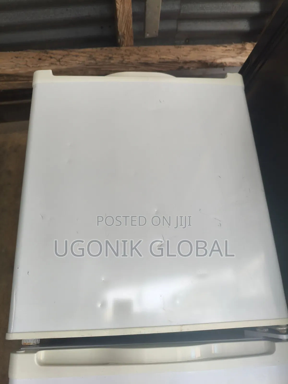 Bed Side Freezer With Low Energy Consumption