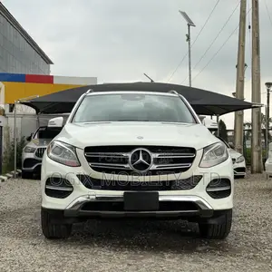 Mercedes-Benz GLE-Class GLE 350d 4MATIC 2016 White