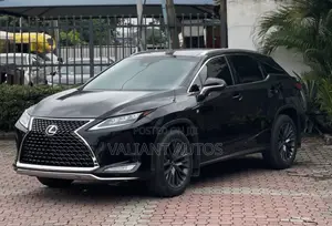 Lexus RX 2022 Black