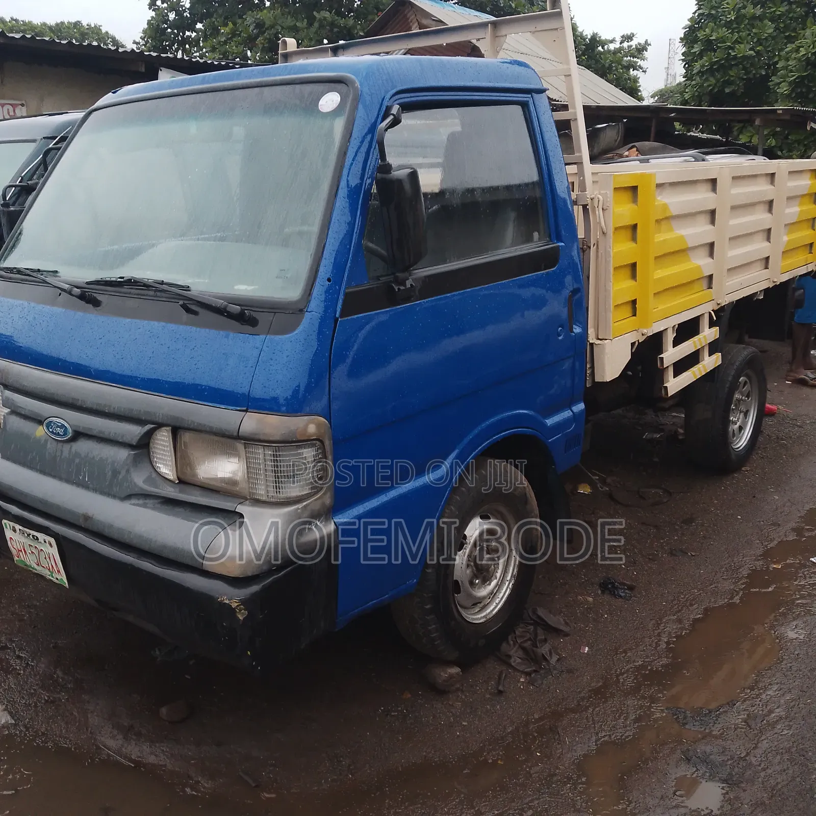 Mazda Bongo 2002 Blue