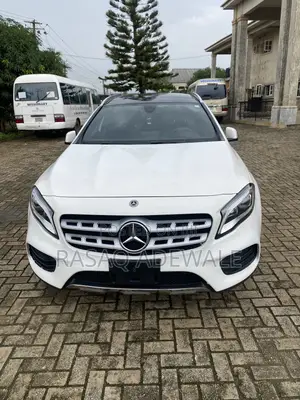 Mercedes-Benz GLA 250 2019 White