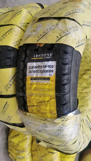Brand New 225/70r15c Austone