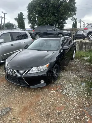 Lexus ES 2014 Black