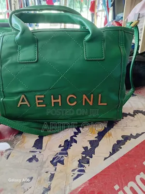 Fashion Green Hand Bag