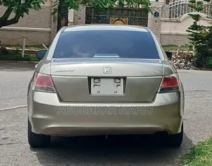 Honda Accord 2009 Gold