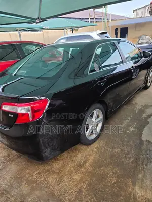 Toyota Camry SE 4dr Sedan (3.5L 6cyl 6A) 2014 Black