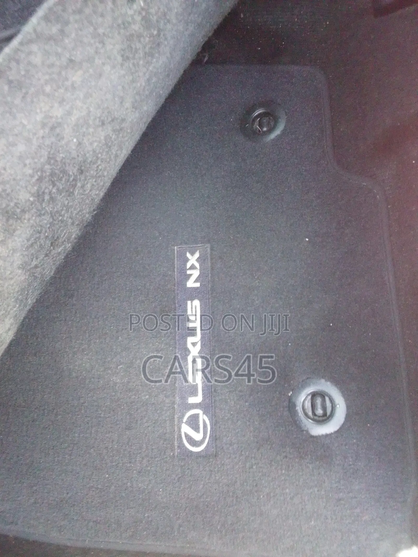 Lexus NX 2019 Silver