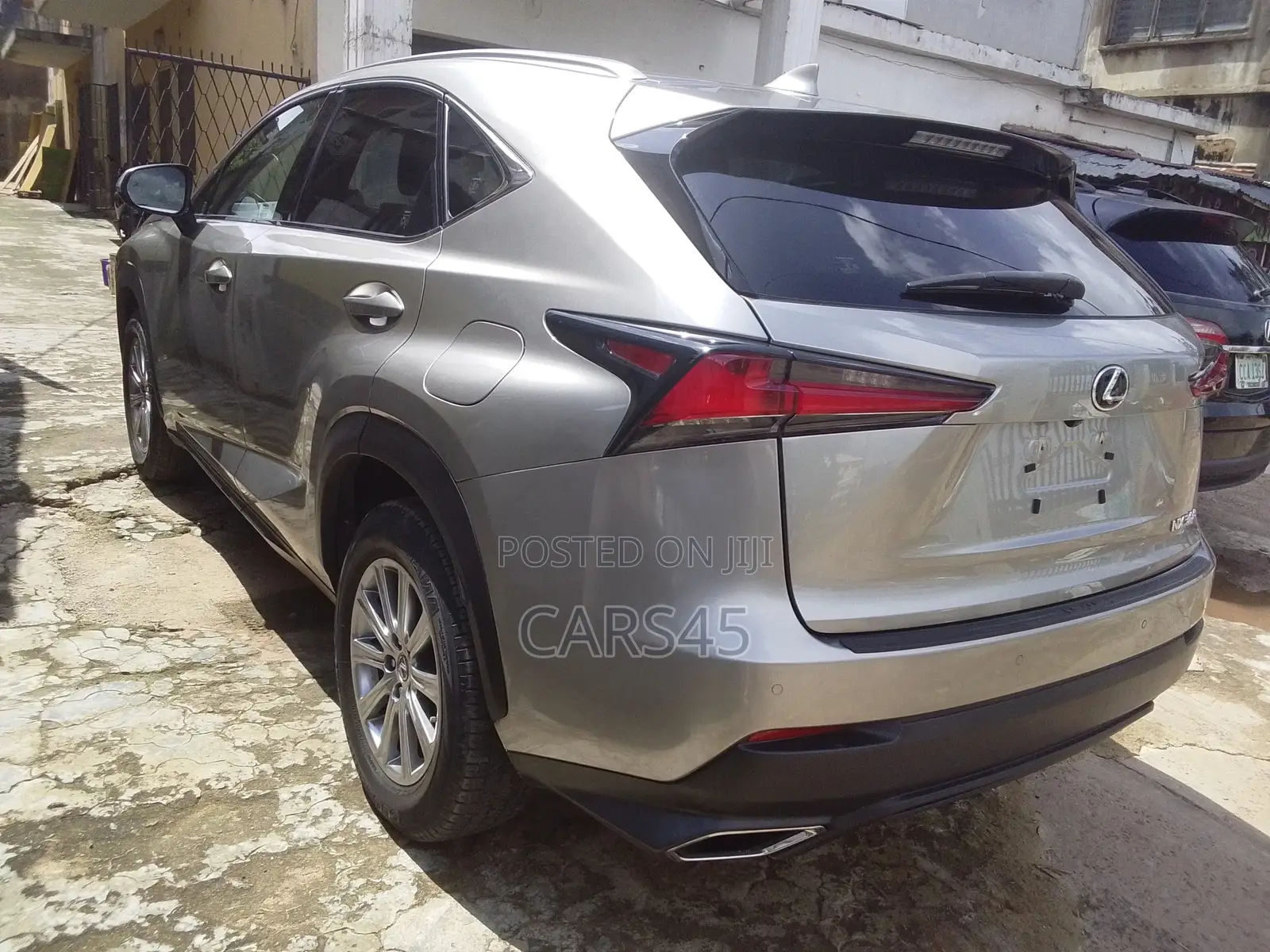Lexus NX 2019 Silver