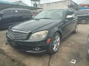 Mercedes-Benz C300 2009 Black