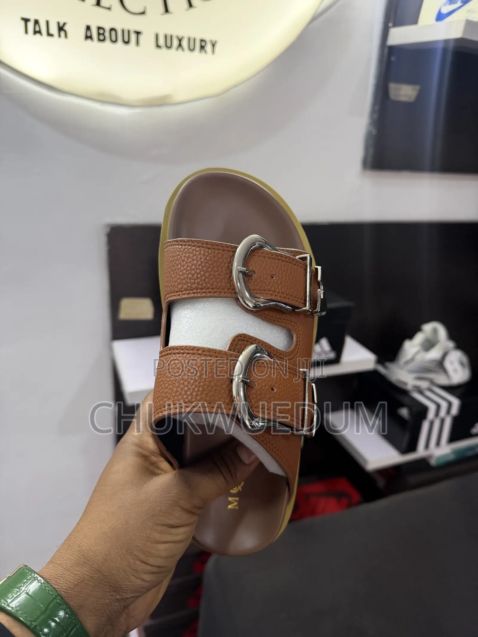 Sandals/Slippers