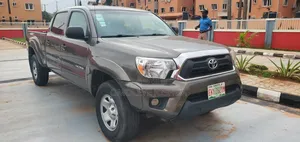 Toyota Tacoma 2014 Brown
