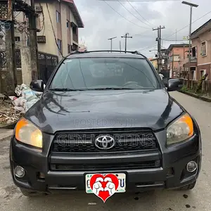 Toyota RAV4 2011 Black