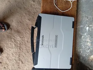 Laptop Panasonic 8GB Intel Core i5 SSD 256GB