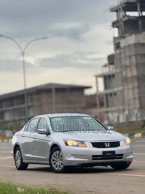 Honda Accord 2009 Silver
