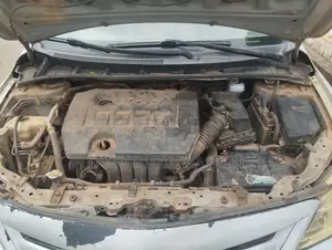 Toyota Corolla S 4dr Sedan (1.8L 4cyl 4A) 2012 Silver