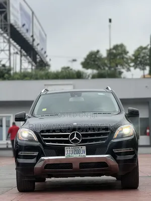 Mercedes-Benz M Class ML350 4MATIC 4dr SUV AWD (3.5L 6cyl 7A) 2014