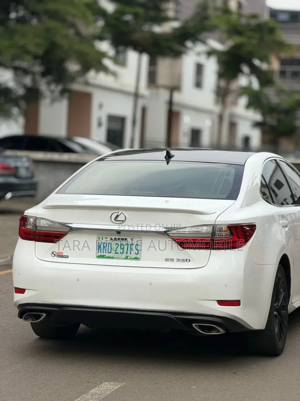 Lexus ES 2016 White