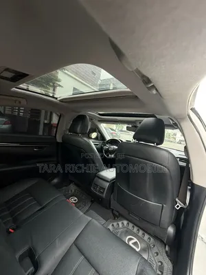 Lexus ES 2016 White