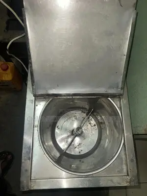 Yam Pounder (Distress Sale)