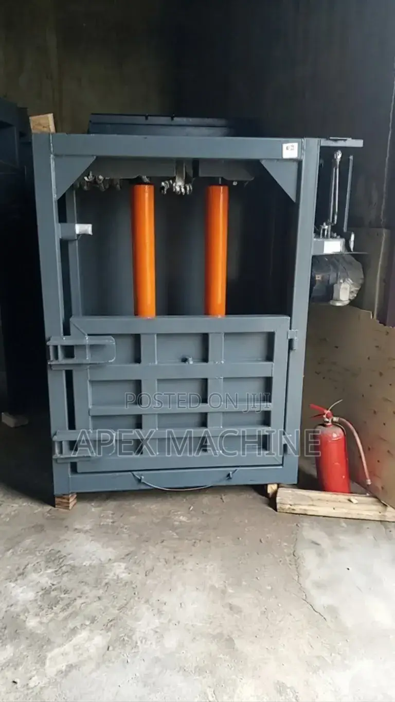 40 Ton Baling Machine