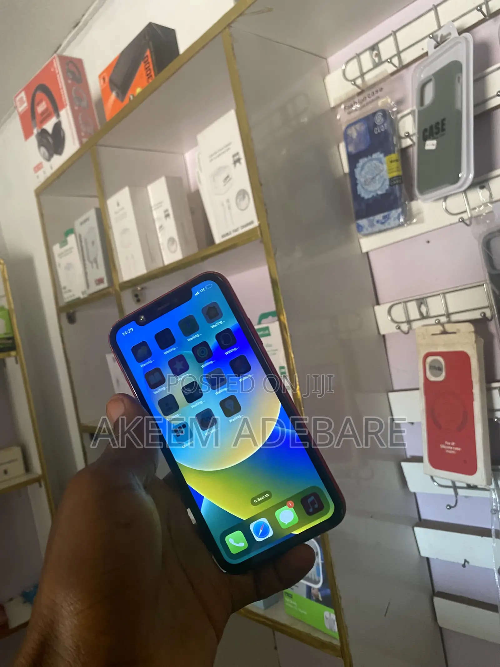 Apple iPhone 11 64 GB Red