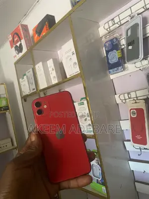 Apple iPhone 11 64 GB Red