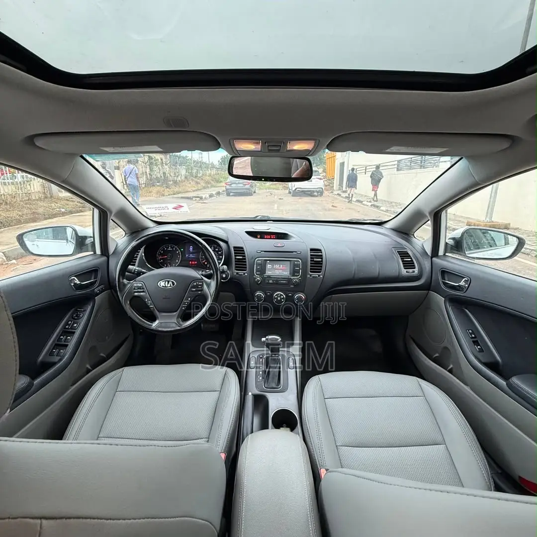 Kia Cerato 2013 White