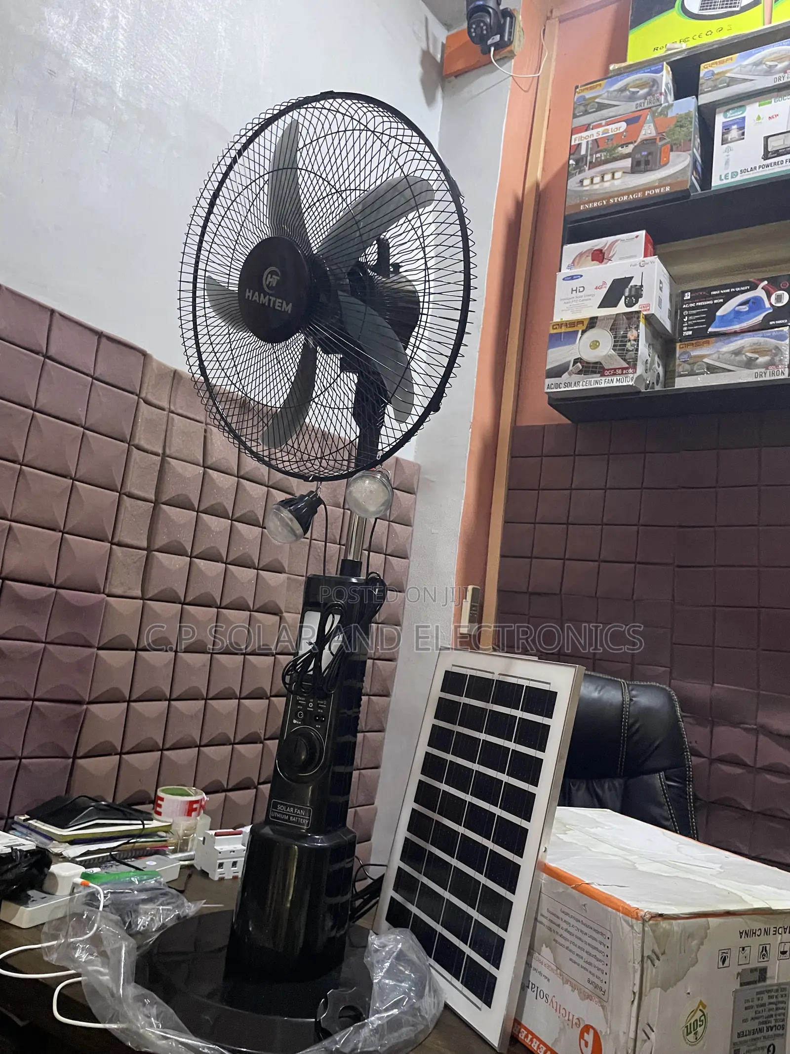 Solar Rechargeable Fan 18’Inchs