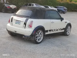 Mini Convertible 2007 Ivory