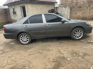 Toyota Camry 2003 Gray