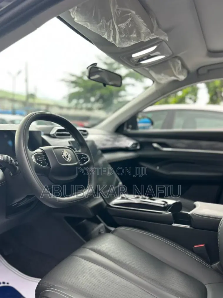 Dongfeng Rich 7 2025 Black