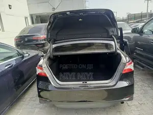 Toyota Camry LE FWD (2.5L 4cyl 8AM) 2018 Black