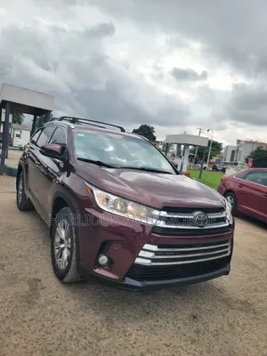 Toyota Highlander 2015 Red
