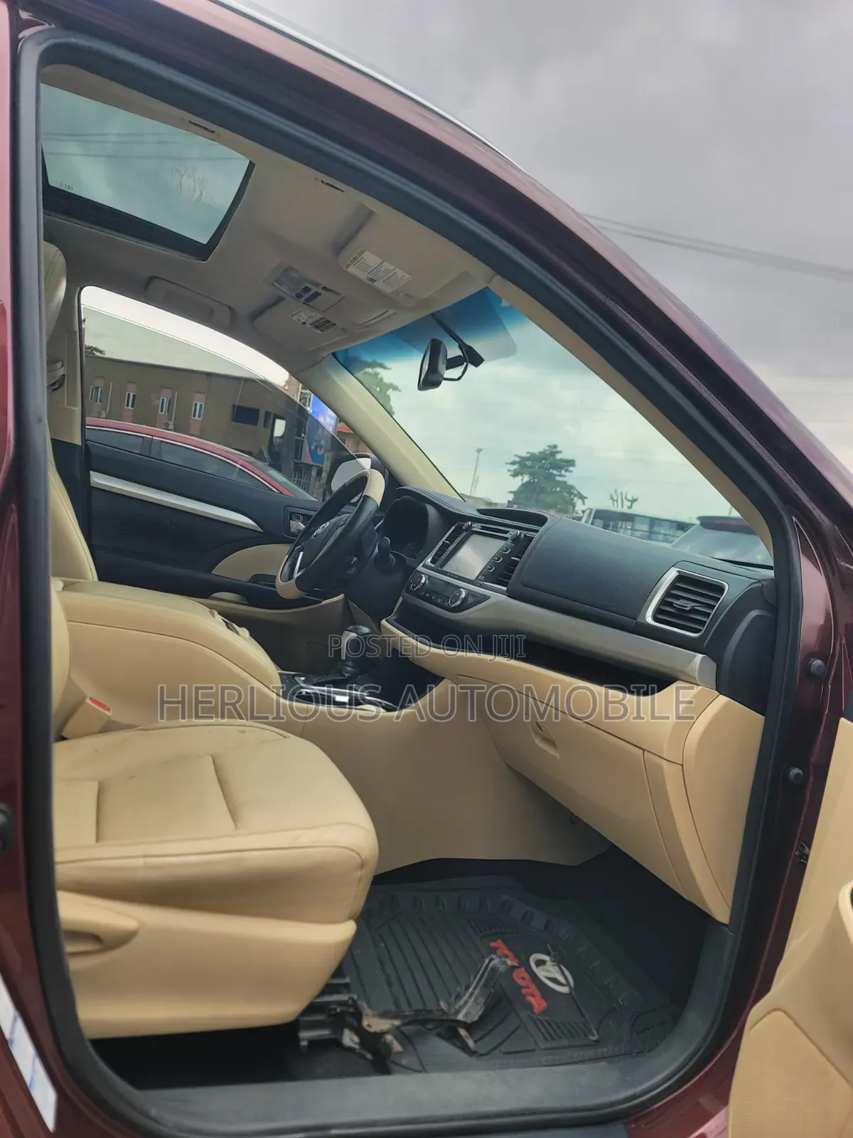 Toyota Highlander 2015 Red