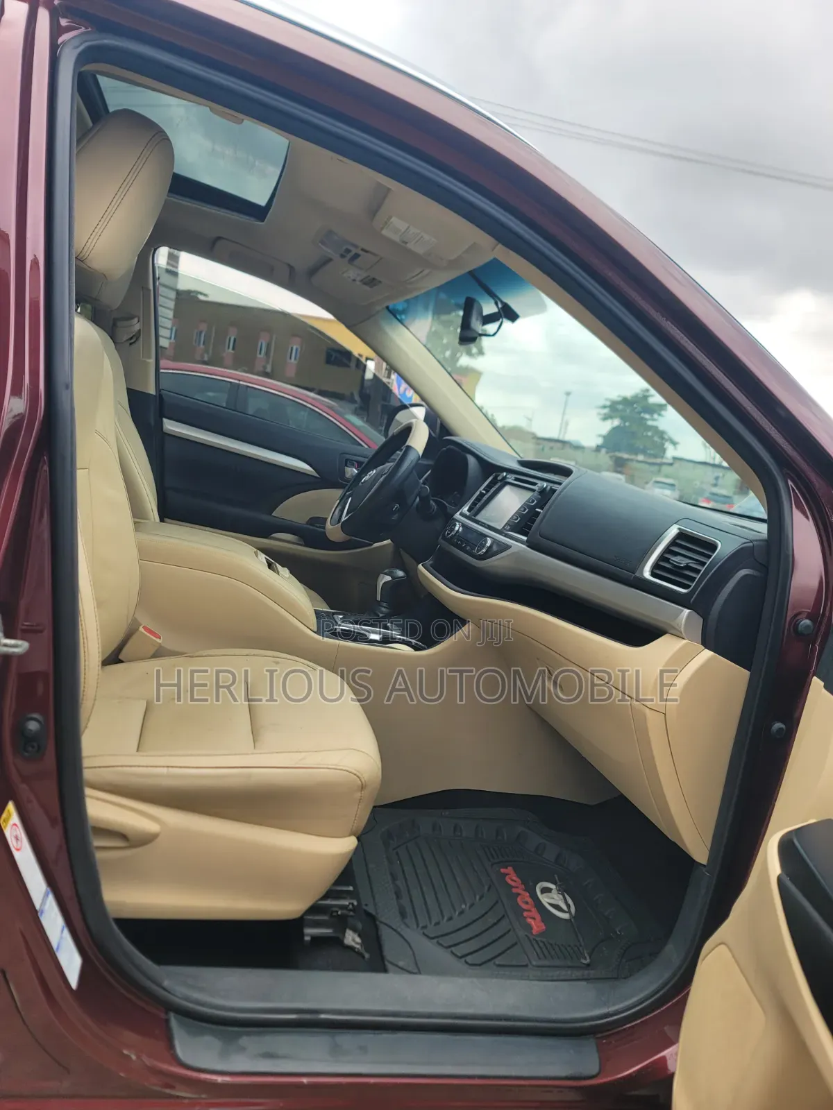 Toyota Highlander 2015 Red
