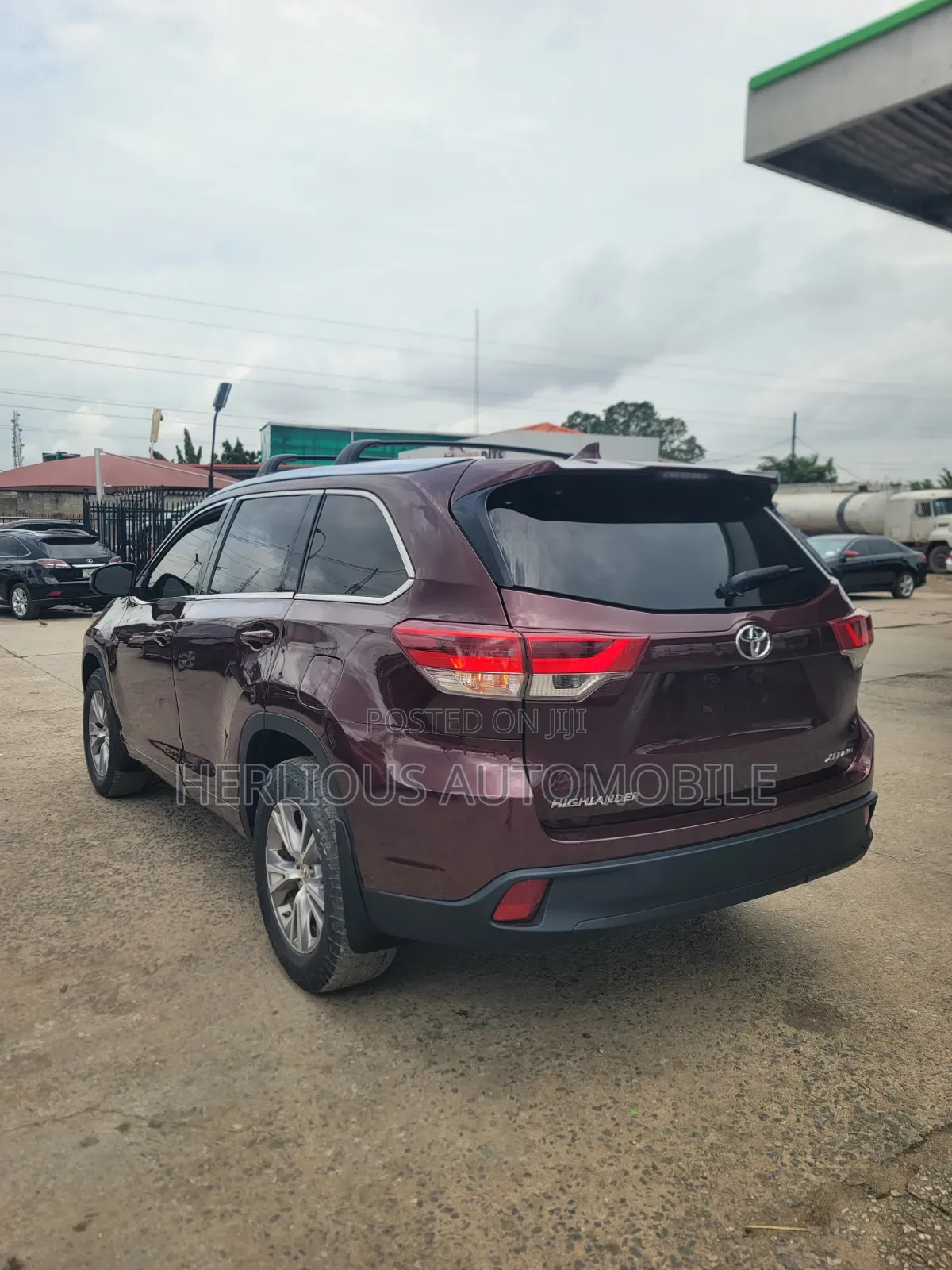 Toyota Highlander 2015 Red