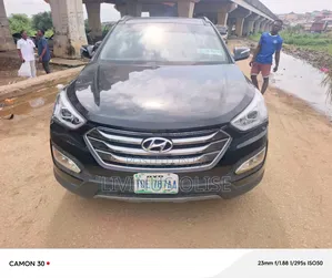 Hyundai Santa Fe 2015 Black