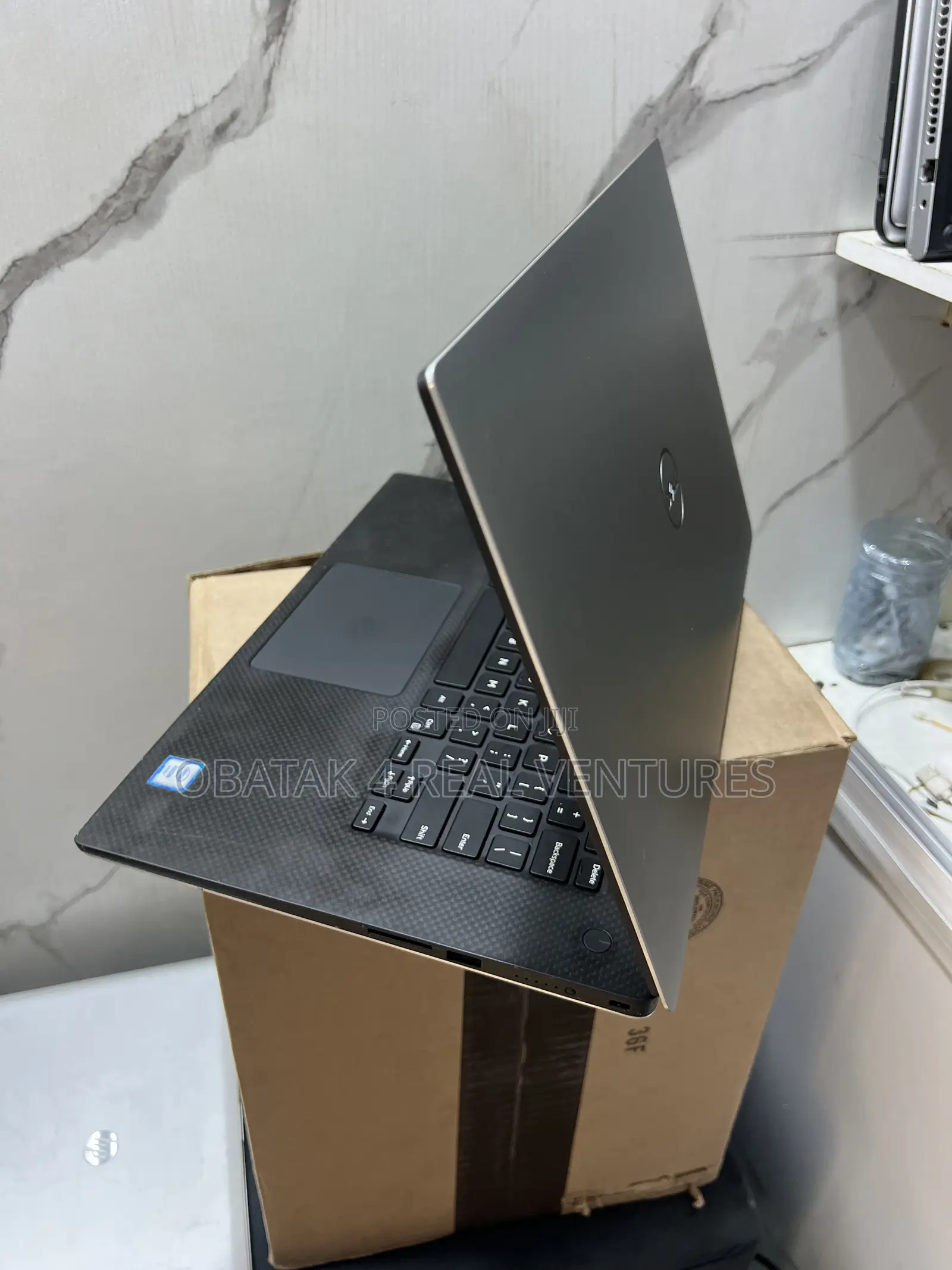Laptop Dell Precision 15 5520 16GB Intel Xeon SSD 256GB