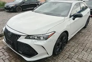 Toyota Avalon XSE Nightshade 2021 Off white