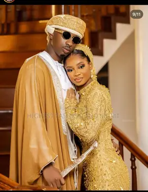 Gold Embellished Gown With Cape Men’S Camel-Tone Bisht Ensemble