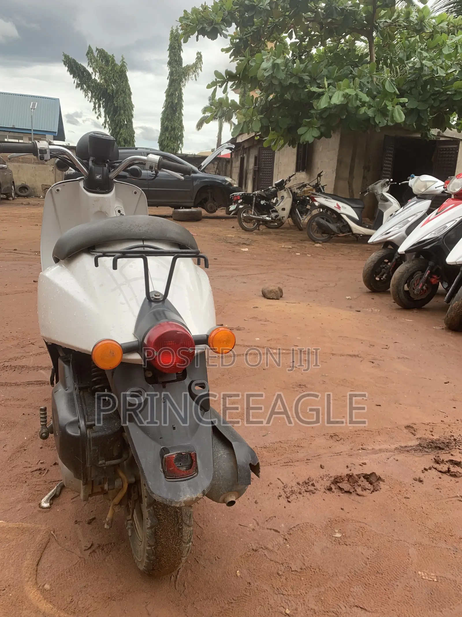 Honda Dio 2020 White