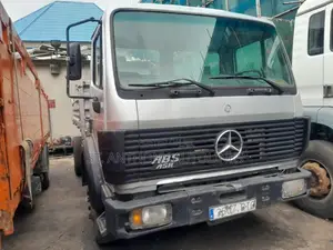 2000 Mercedes Six Tires Tipper Foreign Used Excellent Condition