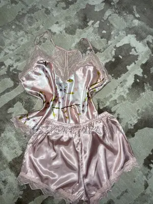 Sleepwear’S