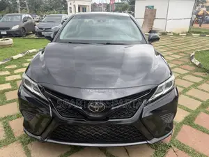 Toyota Camry 2018 Black