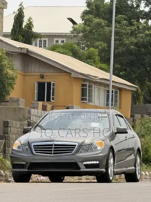 Mercedes-Benz E350 2012 Gold